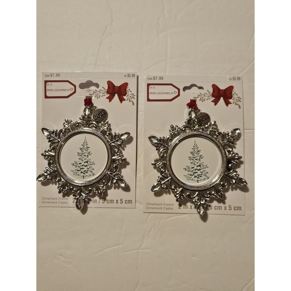 2022 Metal Mini Photo Christmas Ornament - Silver Circle Snowflake Studio Decor - Picture 1 of 6